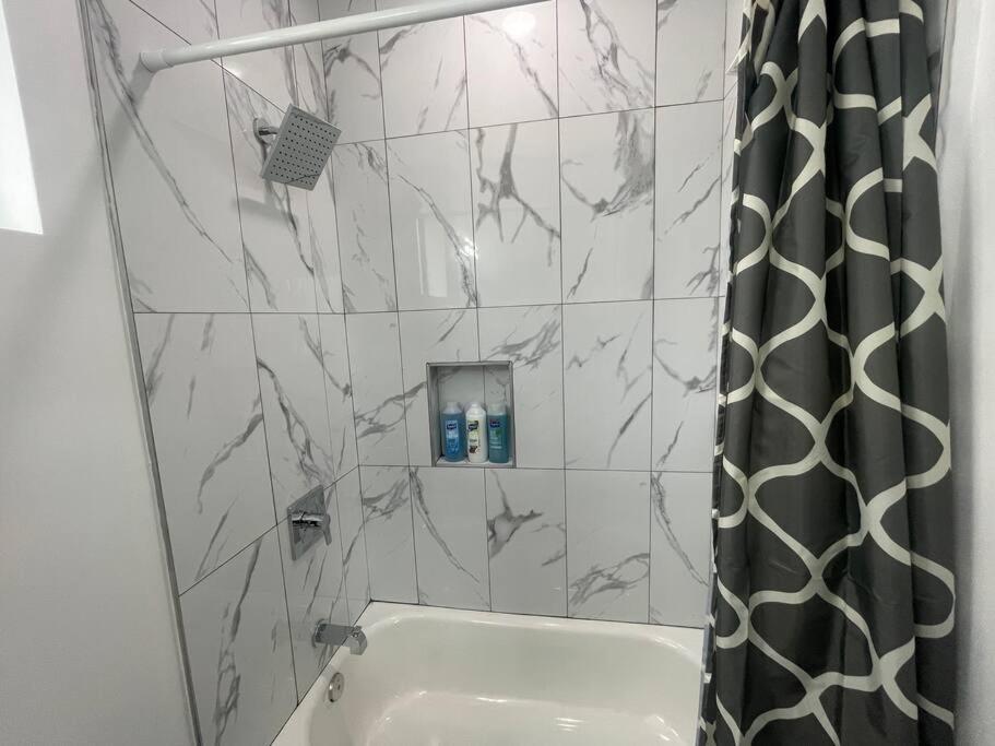 Delightful Town Home Close To Dtla 洛杉矶 外观 照片